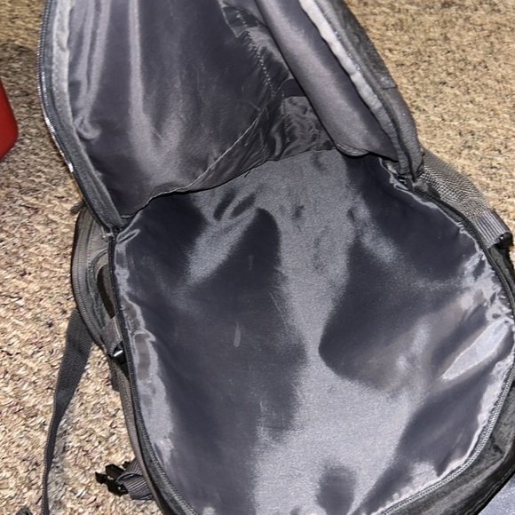 🛍️FOUR 4 THIRTY🛍️ Men’s Black Gray Multi-Zip Laptop Multi-Pockets Backpack - Picture 8 of 9